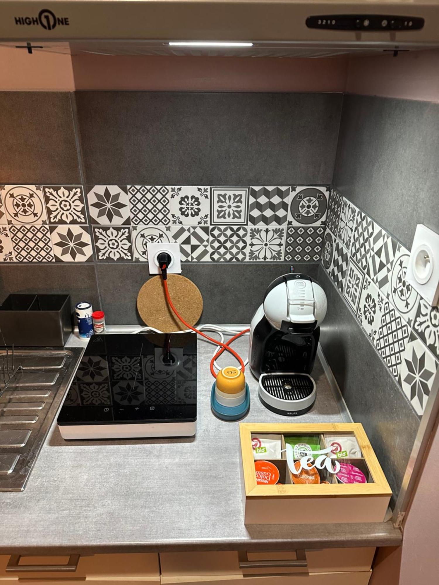 La Tiny : Adorable Petit Studio /Parking Gratuit. Angoulême Dış mekan fotoğraf
